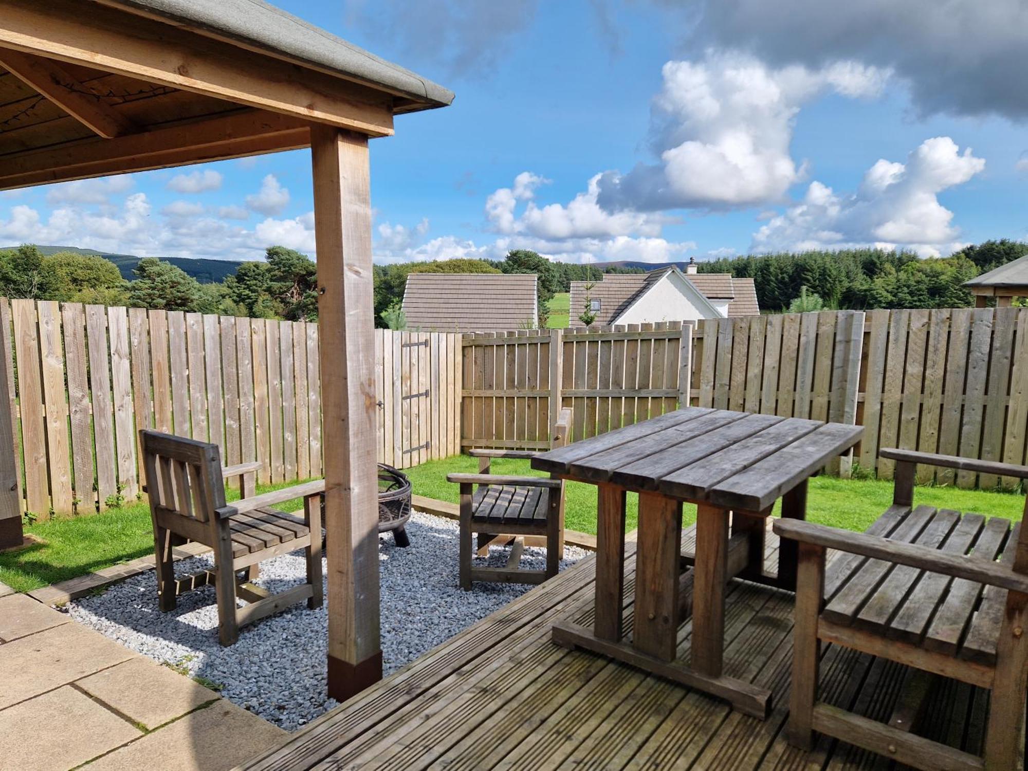 Hillside Havens Dufftown Exterior foto